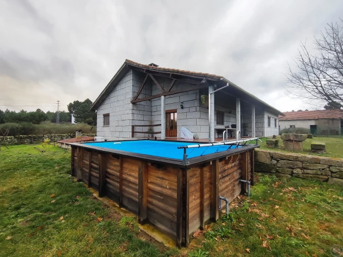 Moradia T4 para Venda em Vale de Anta Foto 1