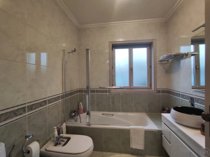 Moradia T4 para Venda em Vale de Anta Foto 16