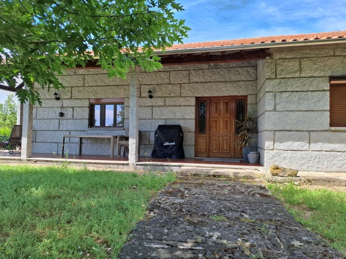 Moradia T4 para Venda em Vale de Anta Foto 4