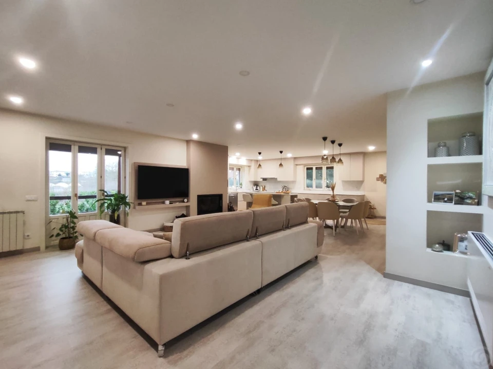 Moradia T4 para Venda em Vale de Anta Foto 5