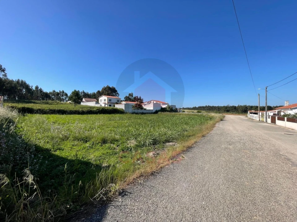 Terreno para Venda em Olho Marinho Foto 1