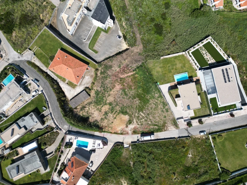 Terreno para Venda em Foz do Arelho Foto 3