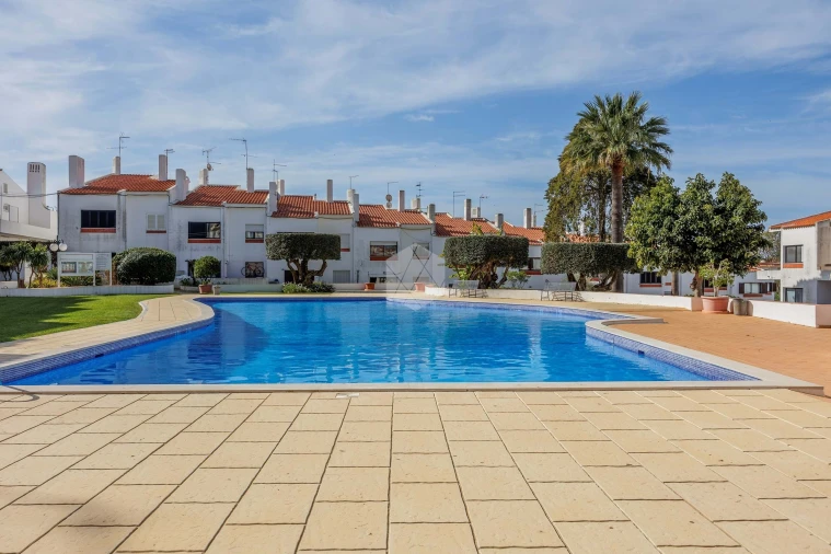 Apartamento T2 para Venda em Albufeira e Olhos de Água Foto 7