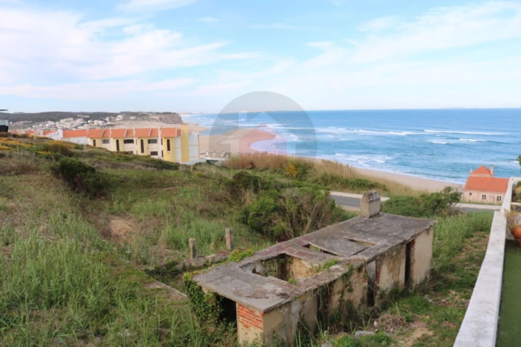 Terreno para Venda em Foz do Arelho Foto 3