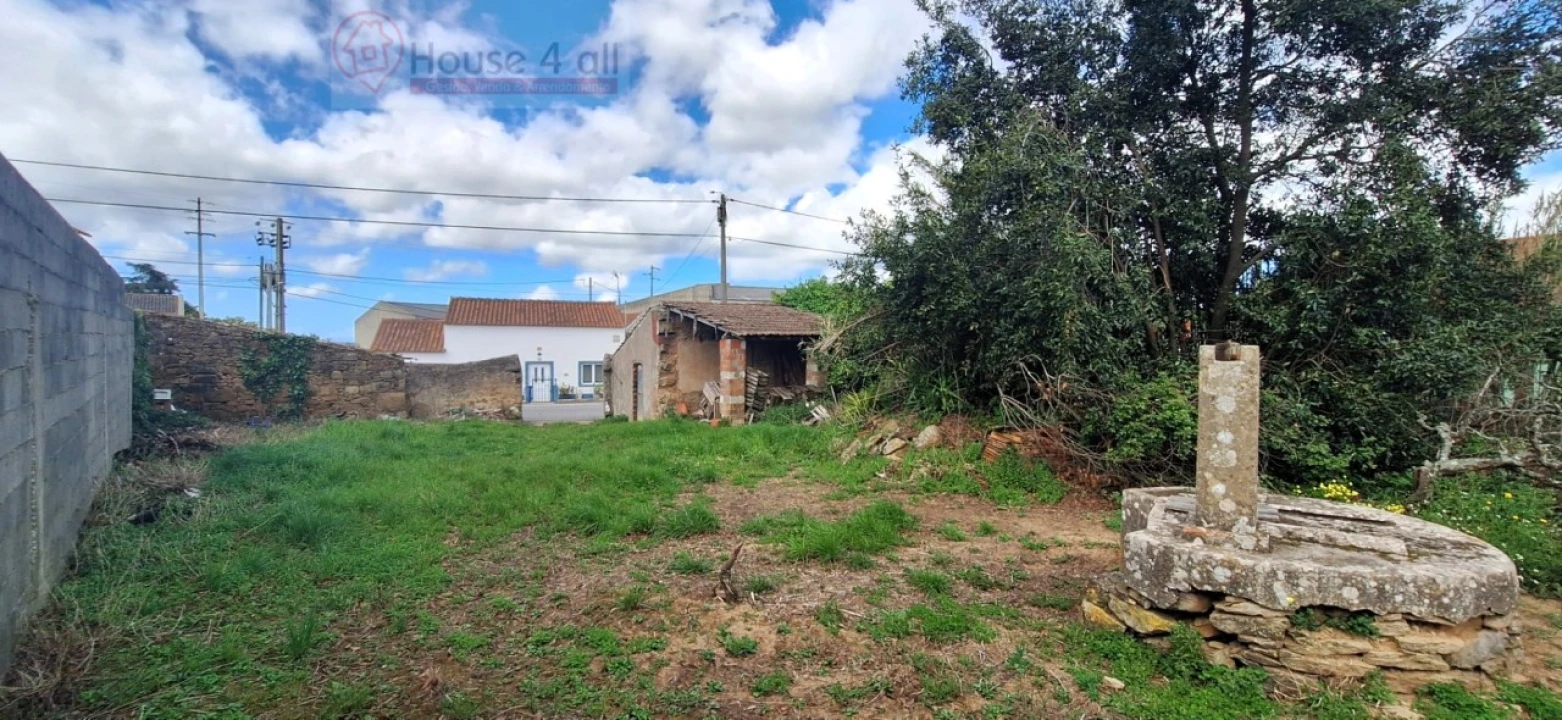 Terreno para Venda em Usseira Foto 2