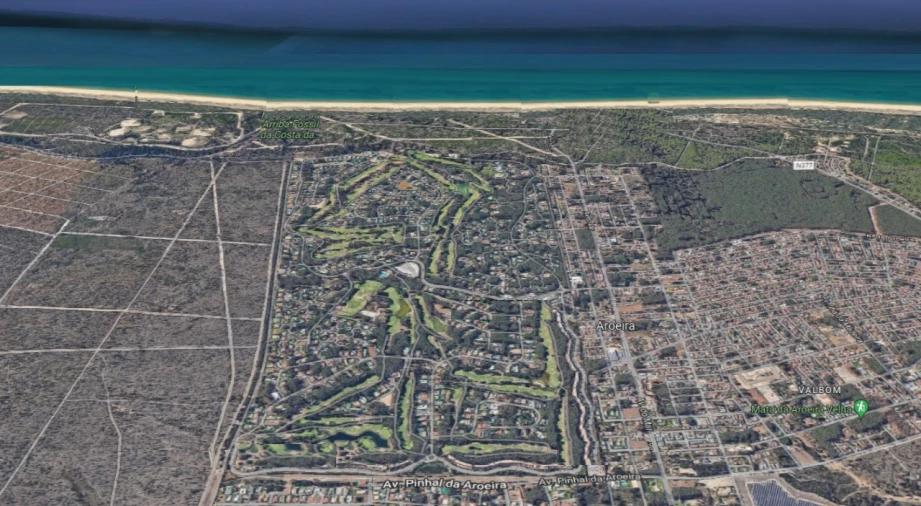 Terreno para Venda em Charneca de Caparica e Sobreda Foto 3