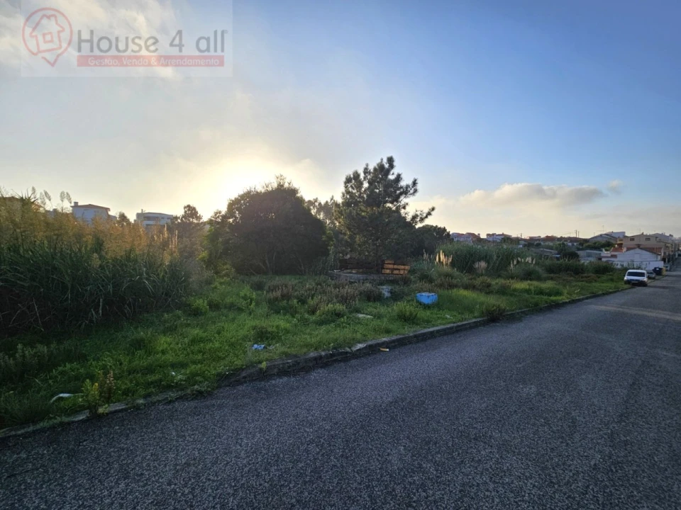 Terreno para Venda em Caldas da Rainha - Santo Onofre e Serra do Bouro Foto 2