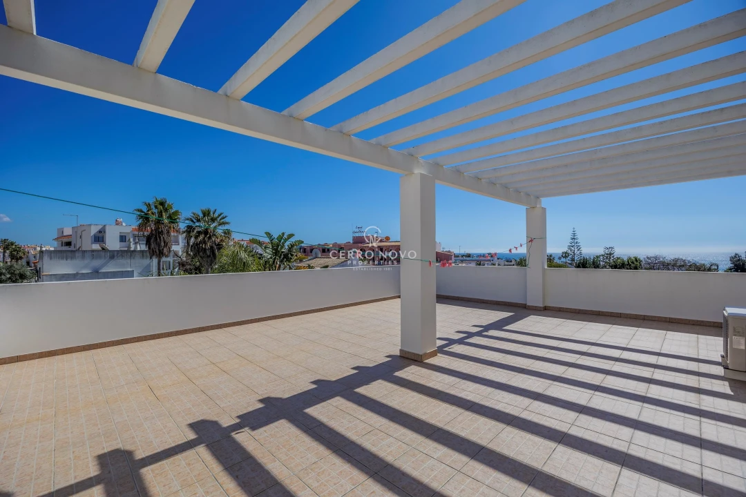 Moradia T4 para Venda em Albufeira e Olhos de Água Foto 34