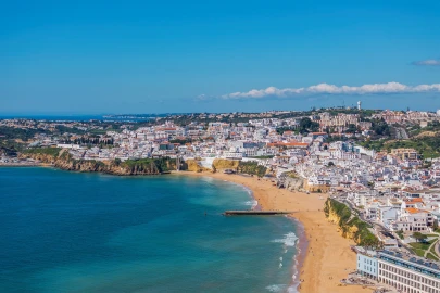 Moradia T4 para Venda em Albufeira e Olhos de Água