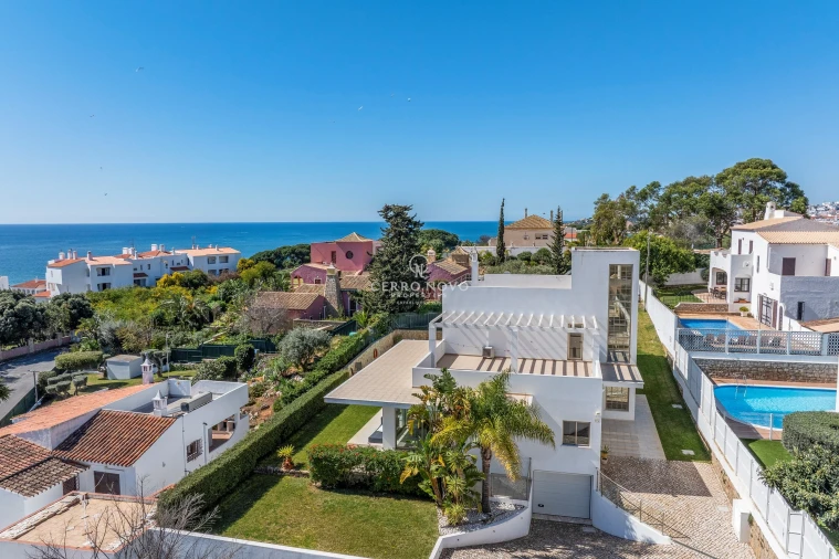 Moradia T4 para Venda em Albufeira e Olhos de Água Foto 39