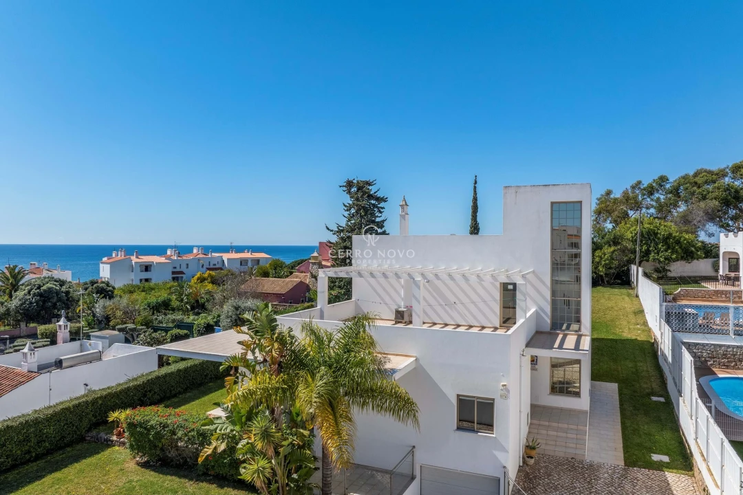 Moradia T4 para Venda em Albufeira e Olhos de Água Foto 35