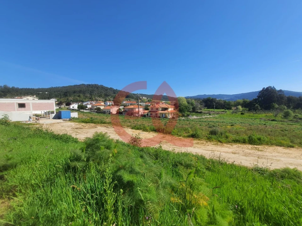 Terreno para Venda em Vila de Punhe Foto 1