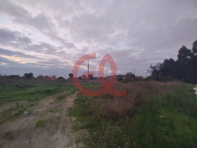 Terreno para Venda em Carreço Foto 4