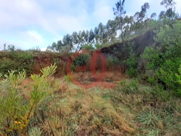 Terreno para Venda em Outeiro