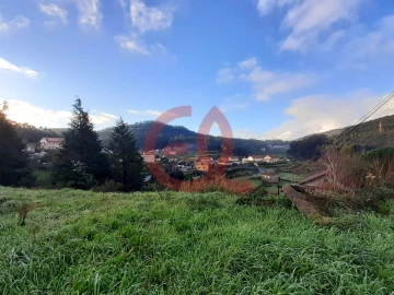 Terreno para Venda em Outeiro