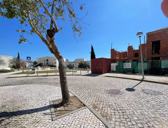 Moradia T4 para Venda em Olhão Foto 18