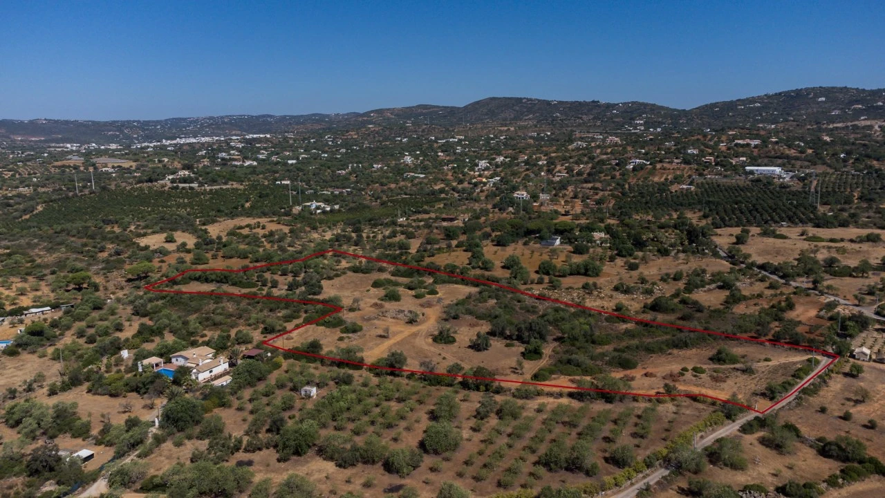 Terreno para Venda em Conceição e Estoi Foto 2