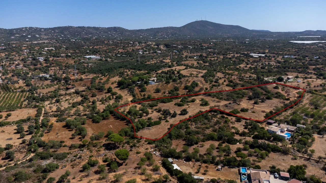 Terreno para Venda em Conceição e Estoi Foto 4