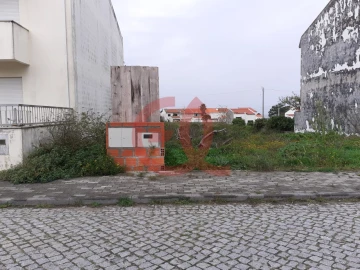Terreno para Venda em Castelo do Neiva
