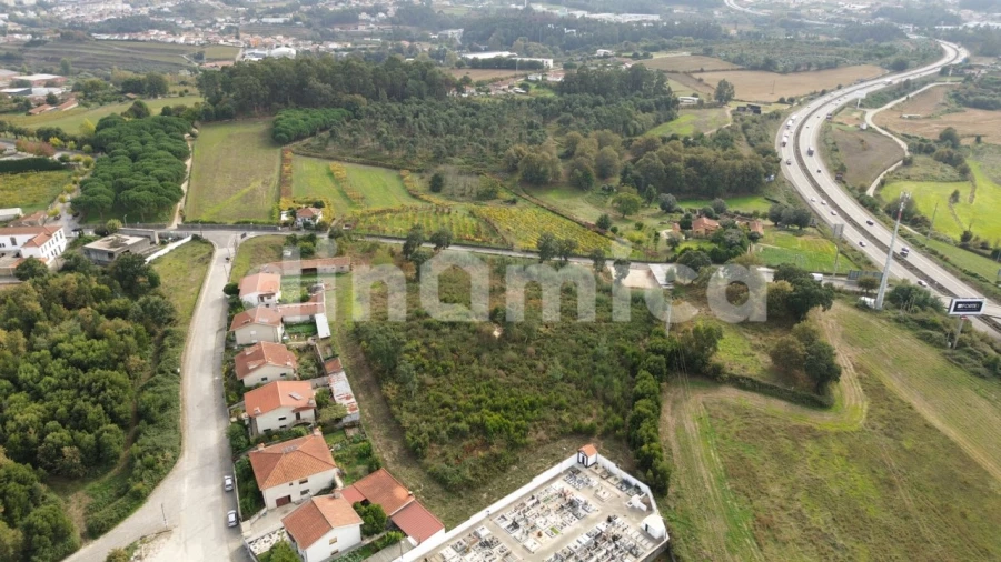Terreno para Venda em Areias, Sequeirô, Lama e Palmeira Foto 6