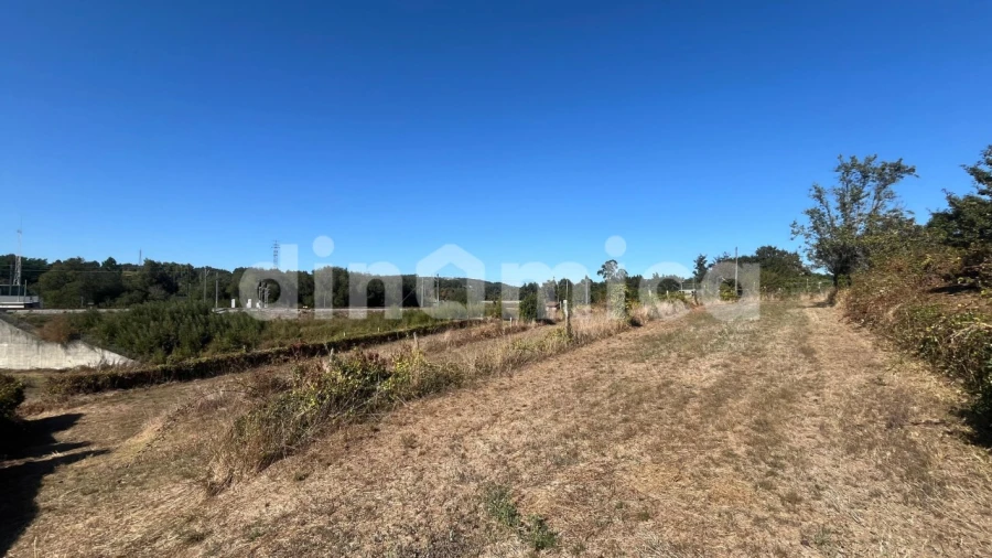 Terreno para Venda em Lousado Foto 10