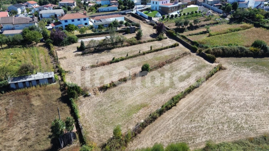 Terreno para Venda em Lousado Foto 2