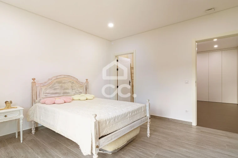 Moradia T3 para Venda em Basto Foto 47