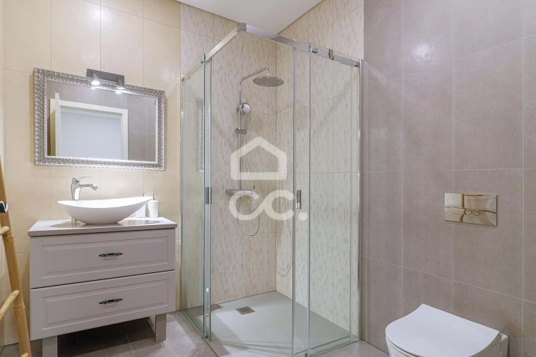 Moradia T3 para Venda em Basto Foto 48