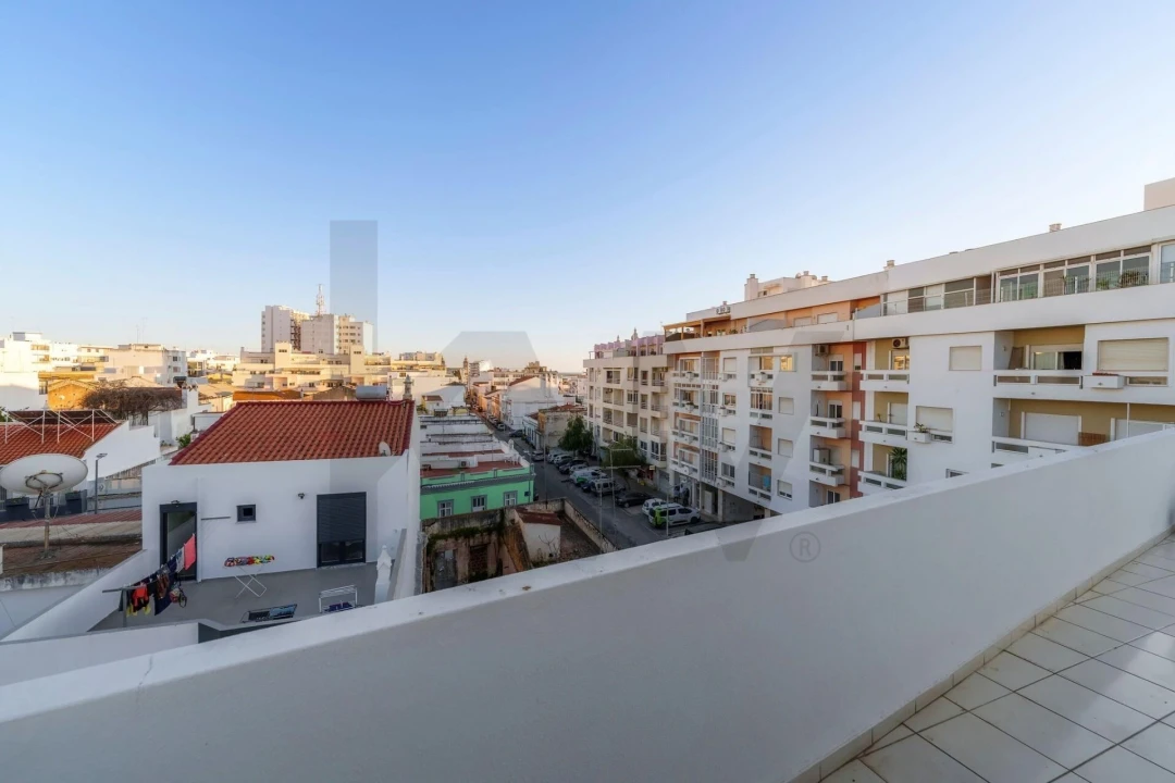Apartamento T2 para Venda em Faro (Sé e São Pedro) Foto 40
