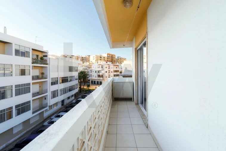 Apartamento T2 para Venda em Faro (Sé e São Pedro) Foto 24