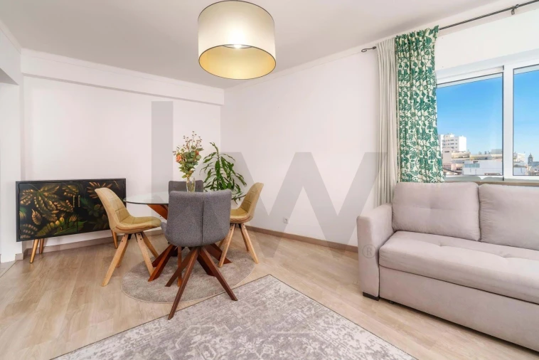 Apartamento T2 para Venda em Faro (Sé e São Pedro) Foto 11