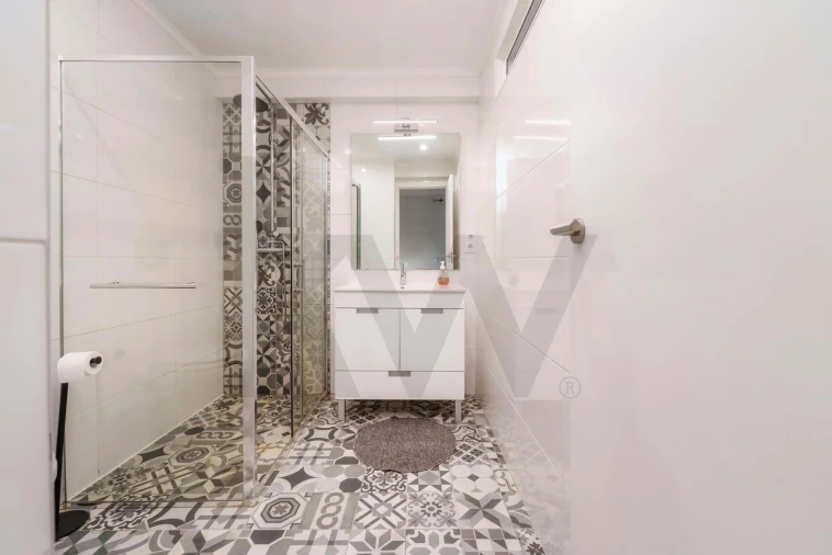 Apartamento T2 para Venda em Faro (Sé e São Pedro) Foto 35