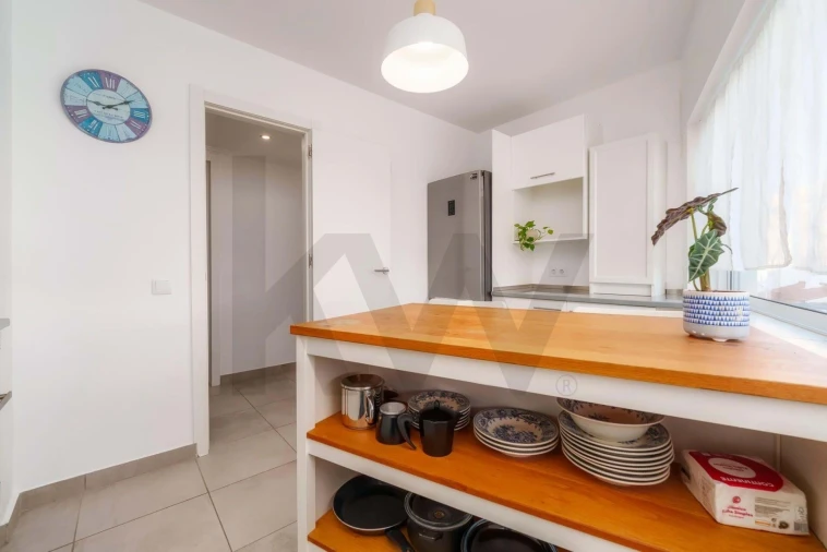 Apartamento T2 para Venda em Faro (Sé e São Pedro) Foto 6