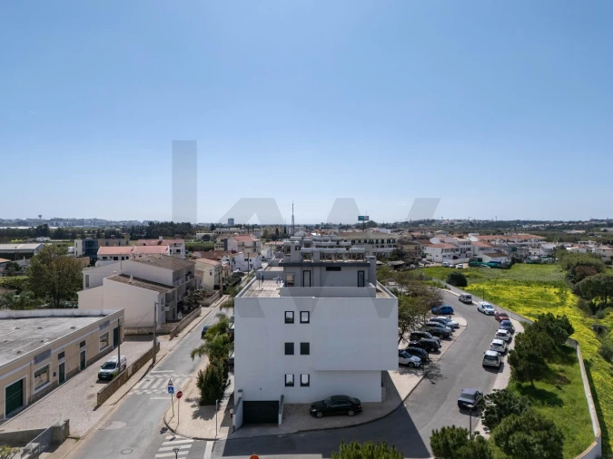 Apartamento T2 para Venda em Faro (Sé e São Pedro) Foto 3