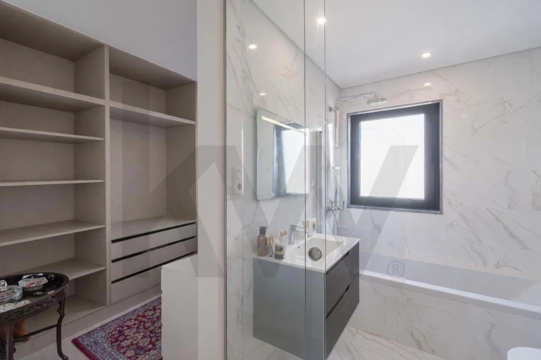 Apartamento T2 para Venda em Faro (Sé e São Pedro) Foto 25