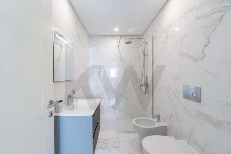 Apartamento T2 para Venda em Faro (Sé e São Pedro) Foto 30