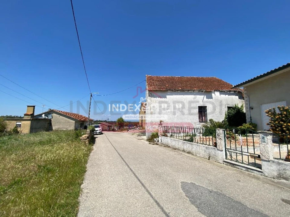 Terreno para Venda em Amoreira da Gândara, Paredes do Bairro e Ancas Foto 3