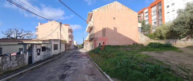 Terreno para Venda em Santa Clara