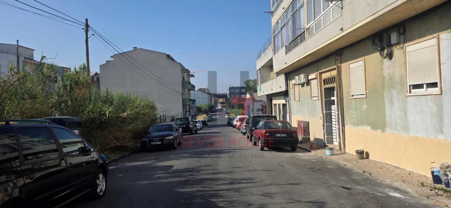 Terreno para Venda em Camarate, Unhos e Apelação Foto 3