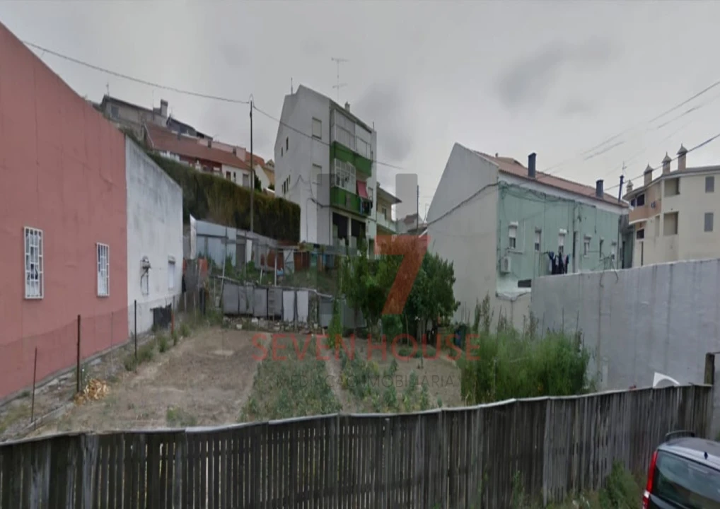 Terreno para Venda em Camarate, Unhos e Apelação Foto 1