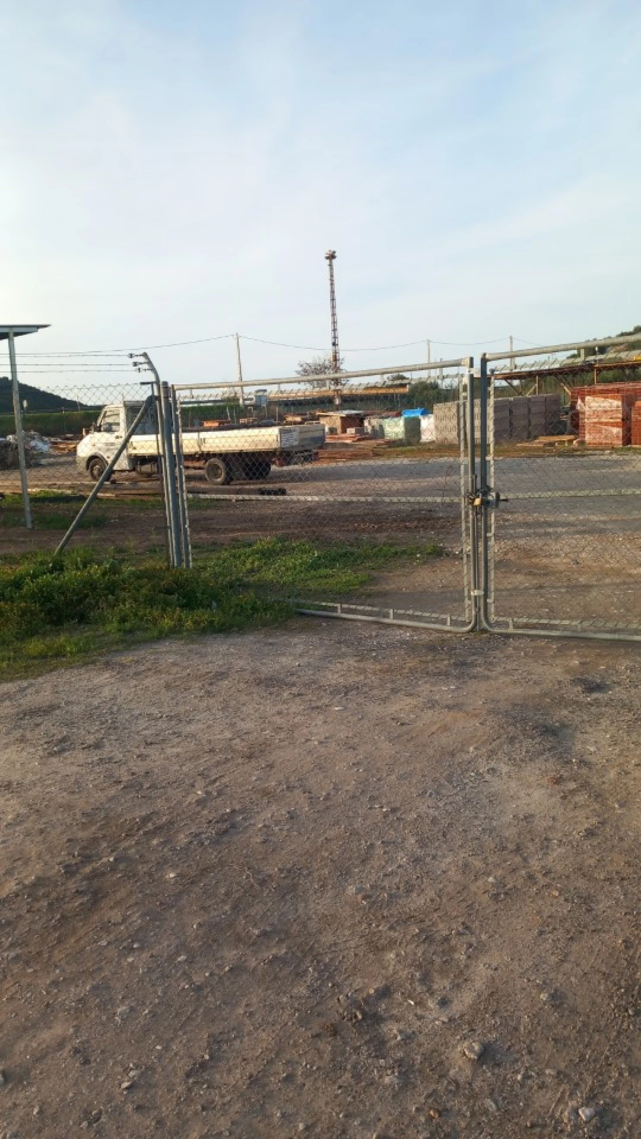 Terreno para Venda em Caia, São Pedro e Alcáçova Foto 3