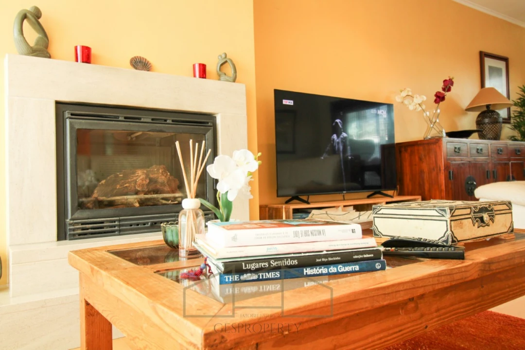 Moradia T3 para Venda em Charneca de Caparica e Sobreda Foto 7