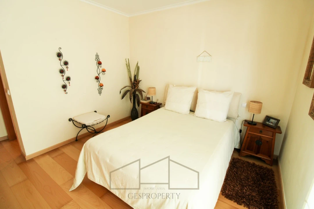 Moradia T3 para Venda em Charneca de Caparica e Sobreda Foto 27