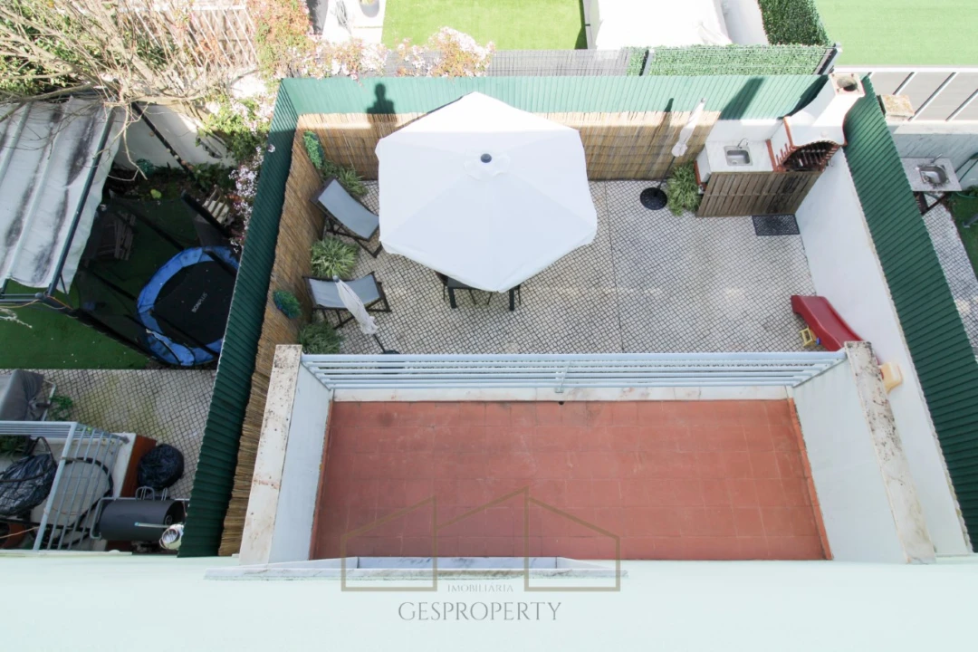 Moradia T3 para Venda em Charneca de Caparica e Sobreda Foto 38