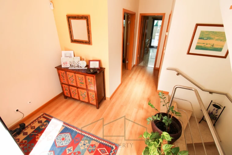 Moradia T3 para Venda em Charneca de Caparica e Sobreda Foto 4