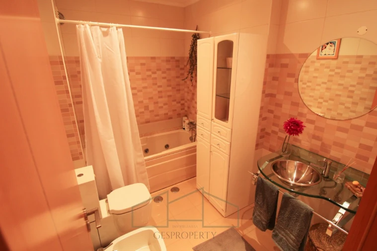 Moradia T3 para Venda em Charneca de Caparica e Sobreda Foto 24