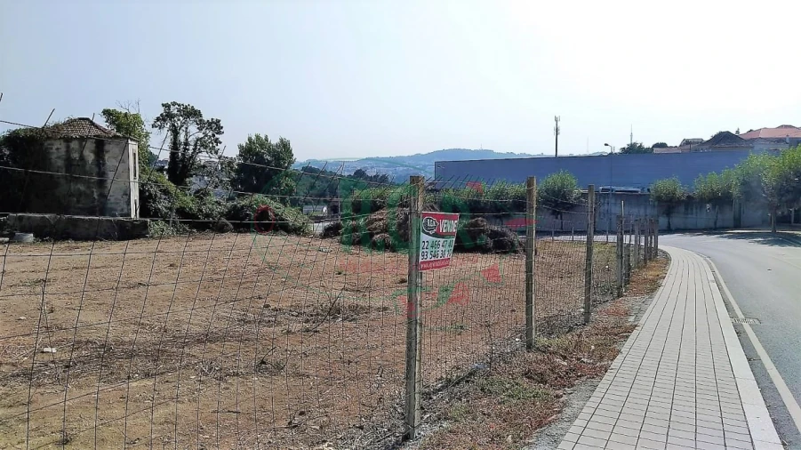 Terreno para Venda em Gondomar (São Cosme), Valbom e Jovim Foto 4