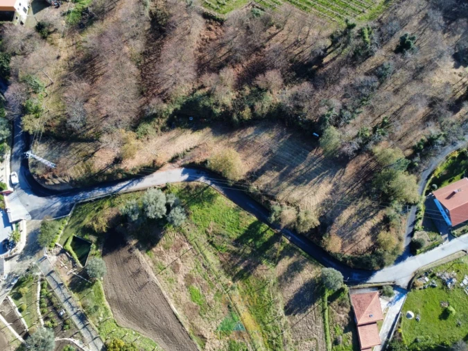 Terreno para Venda em Calheiros Foto 3