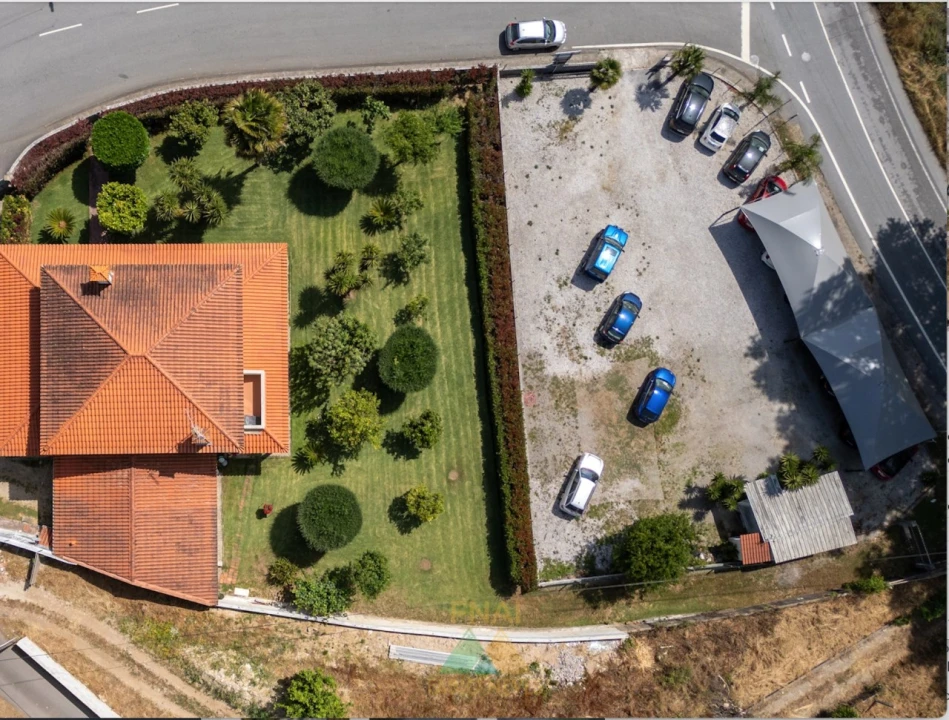 Terreno para Venda em Fornelos e Queijada Foto 2