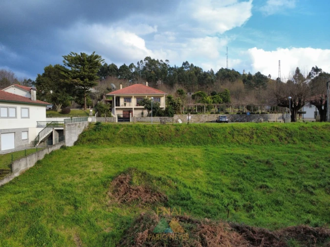 Terreno para Venda em Souto e Tabaçô Foto 1